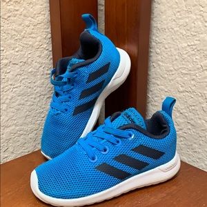 🔹Adidas... Toddlers Shoes..